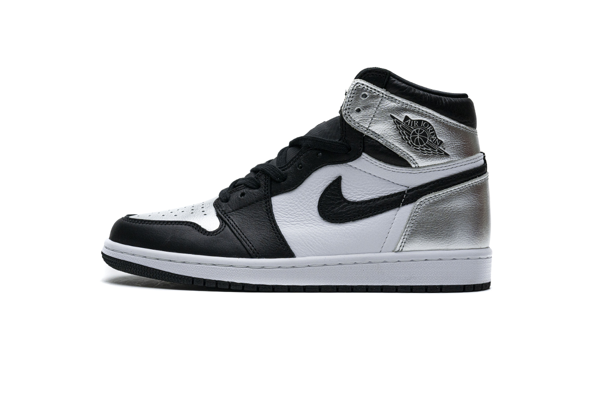 Air Jordan 1 Retro High OG 'Silver Toe' CD0461-001 - Iconic Silver Toe Colorway for Sneaker Enthusiasts