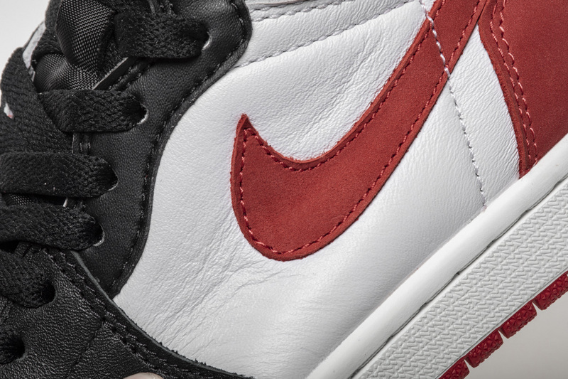 Air Jordan 1 Retro High OG Track Red 555088-112 | Shop Now for Classic Style