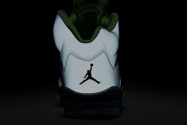 Air Jordan 5 'Green Bean' Silver/Green Bean-Flint Grey DM9014-003 - High-Performance Sneakers for Game-Changing Style