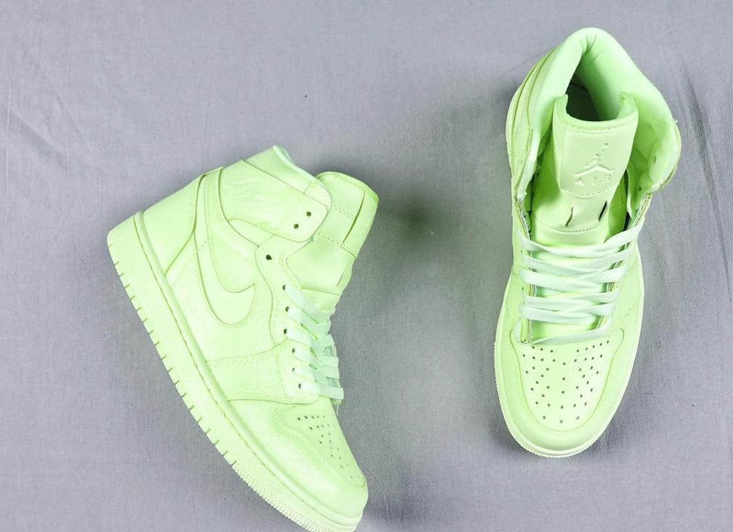Air Jordan 1 High PRM 'Barely Volt' AH7389-700: Authentic Sneakers for Style Seekers!
