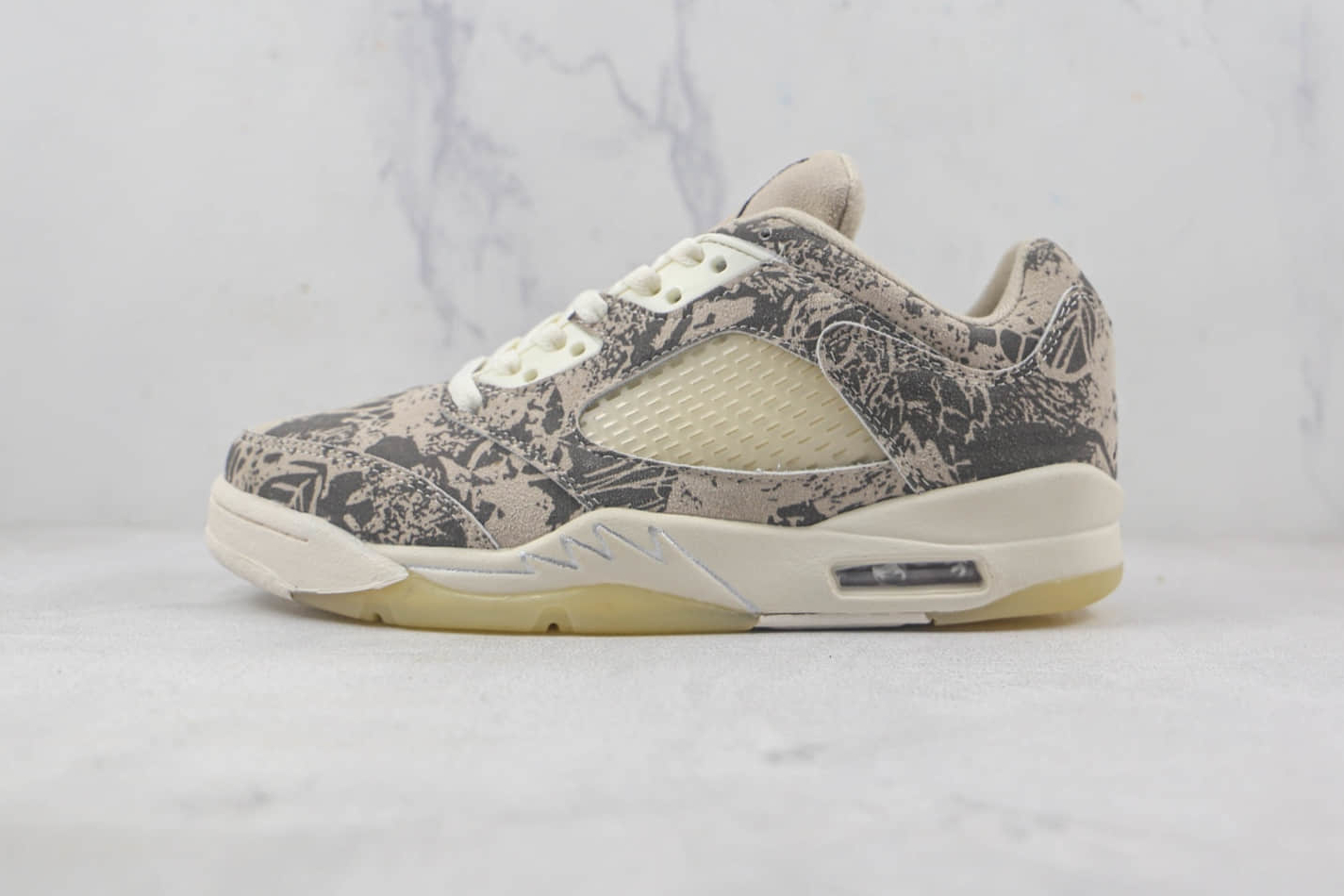 Air Jordan 5 Retro Low 'Expression' DA8016-100 - Stylish and Iconic Sneakers