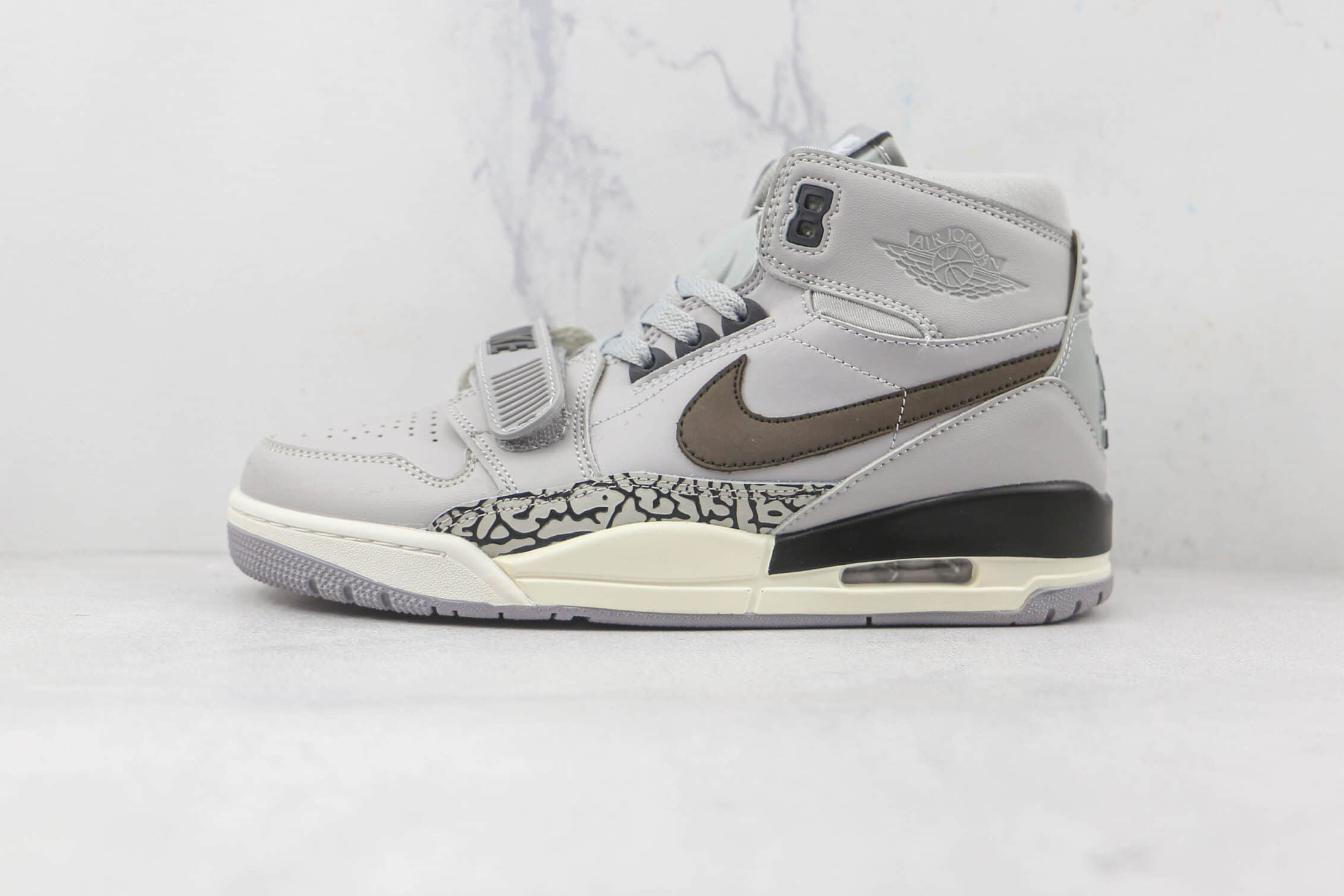 Nike Jordan Legacy 312 'Wolf Grey' AT4040-002: Iconic Design Meets Contemporary Style