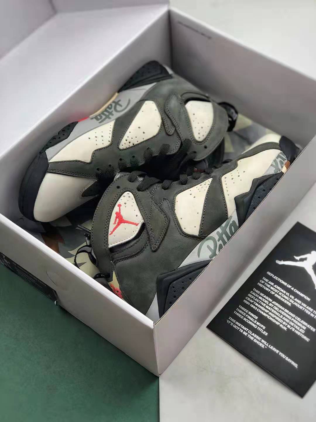 Patta x Air Jordan 7 Retro SP 'Icicle' AT3375-100 | Limited Edition Collaboration