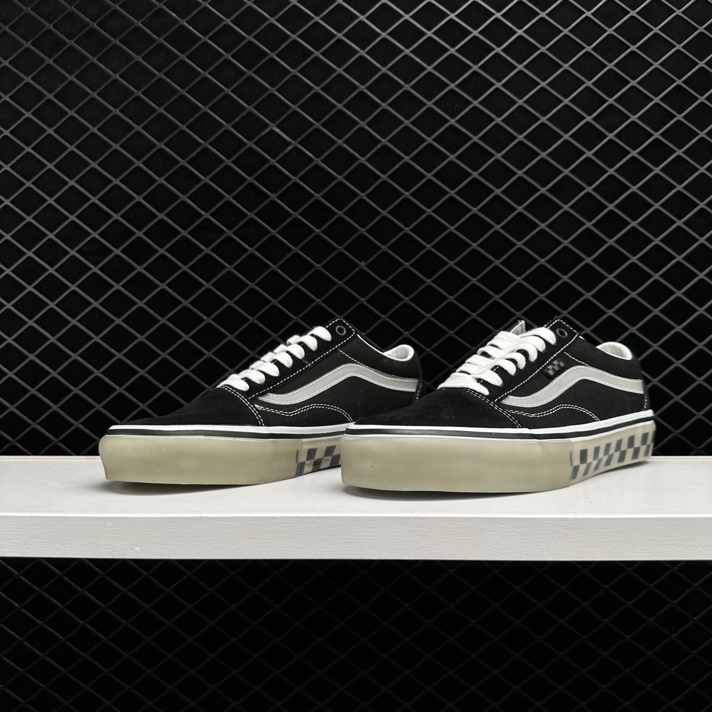 Vans Skate Old Skool 'Translucent Rubber' Black Gray VN0A5FCBBCQ - Stylish and Durable Skate Shoes